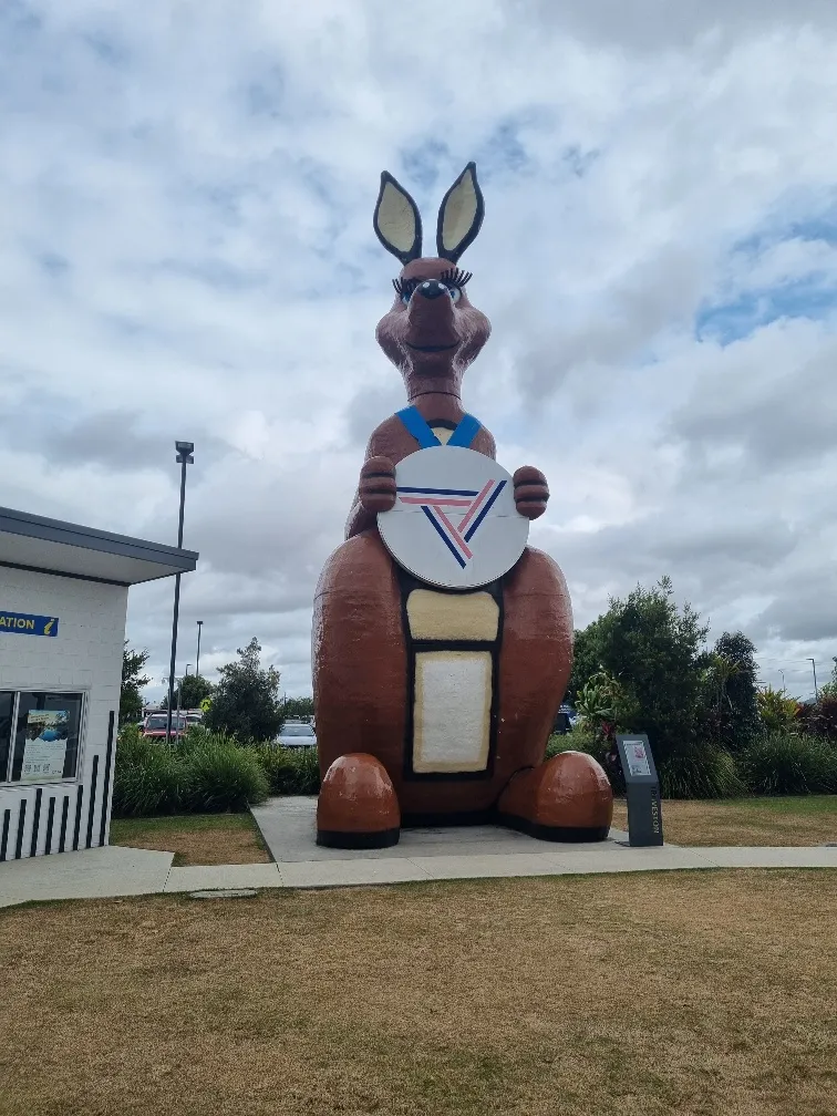 Matilda is the 13m high 1982 Commonwealth Games opening ceremony Mascot. She has had a few homes over the years. I find it surprising that it is still hanging around. I was not that impressed then they rolled it out at the opening ceremony at the games held in Brisbane way back in 80s but I suppose the Commonwealth Games never had a budget like the Olympics. It sure is hard to miss and easily gets some attention.