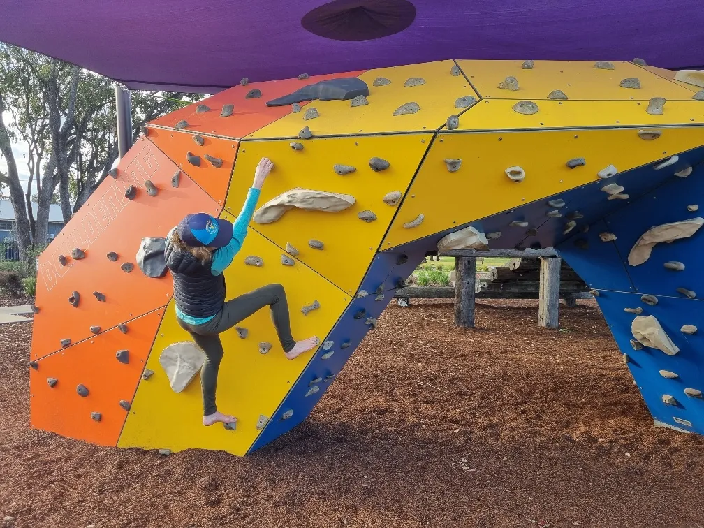 @consciouscat was happy to test out some of the play ground while I got a few more photos, my ankle was not up for any climbing.