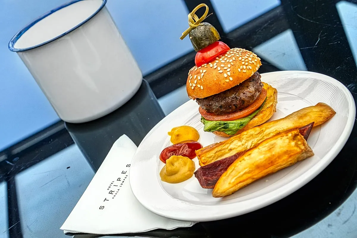 Hamburger at Stripes hotel buffet