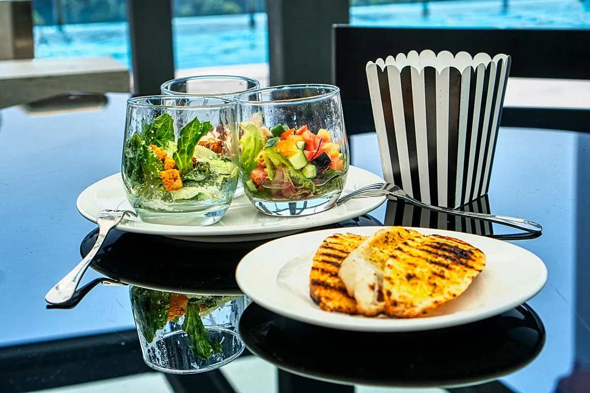 salad with garlic bread at Sizzling Sundays BBQ
