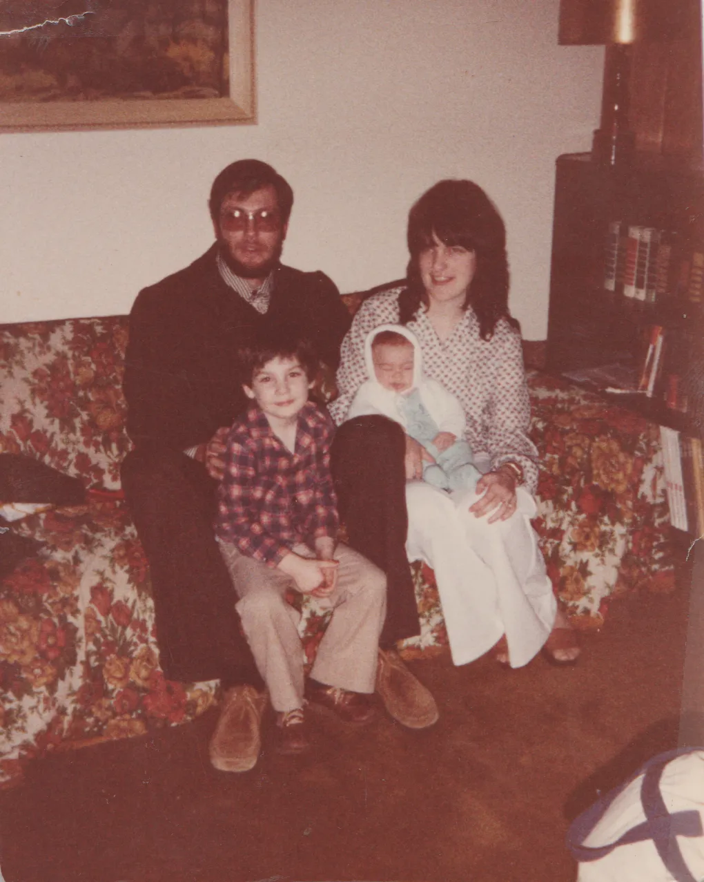 1981-03-08 - Alan Williams at 2.5 months, Nathan at 4.5 years old, Jim, Karen.png