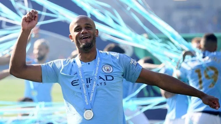 1558475875_lSmEDJ0IT768m7nxd8T8_skysports-manchester-city-vincent-kompany_4667725.jpg