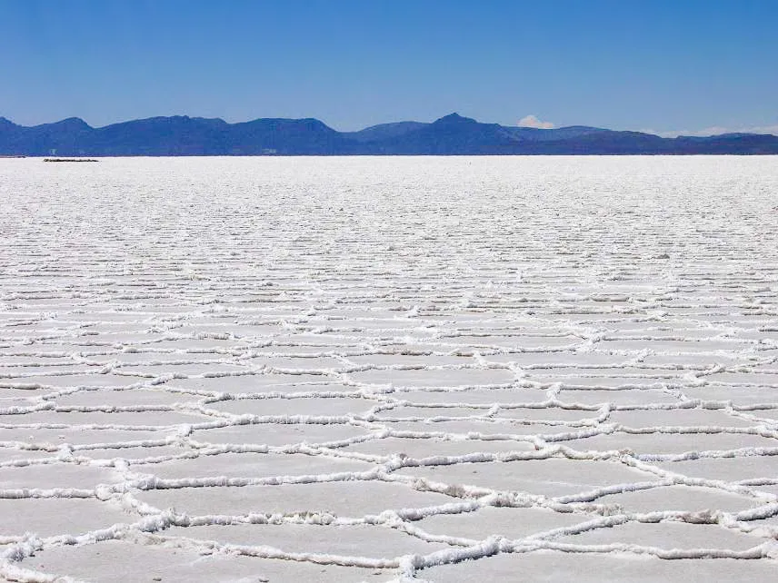 Salar_Uyuni_au01.jpg