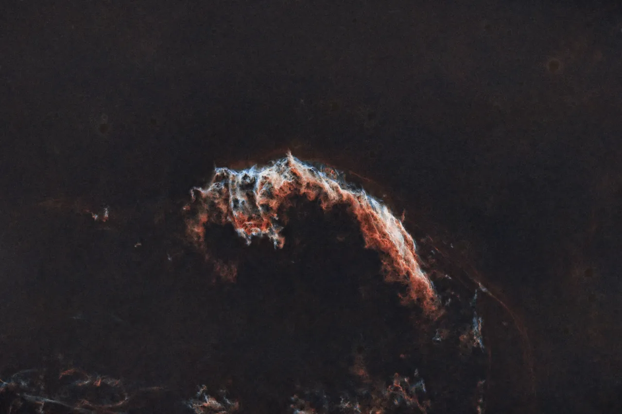 NGC6992_no_stars.jpg