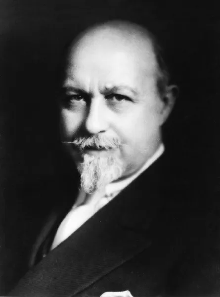 walter_russell-1.jpg