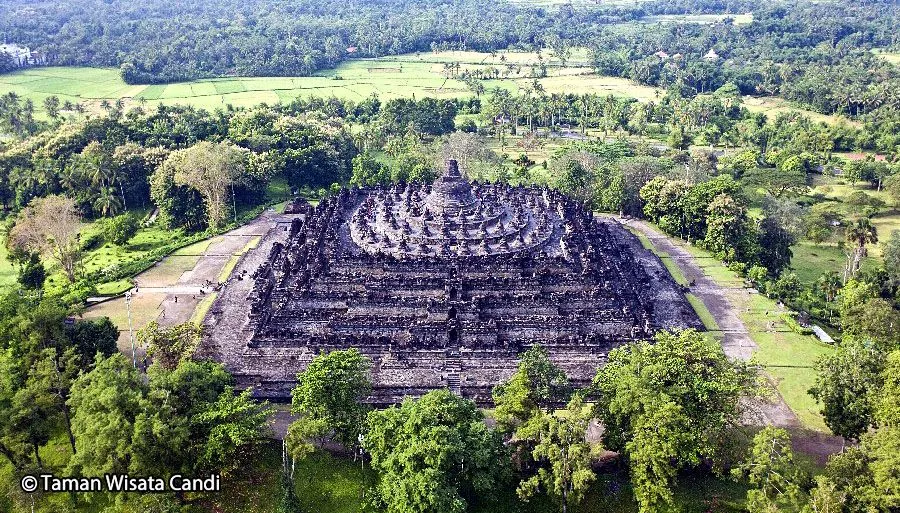 196388-borobudur.jpg