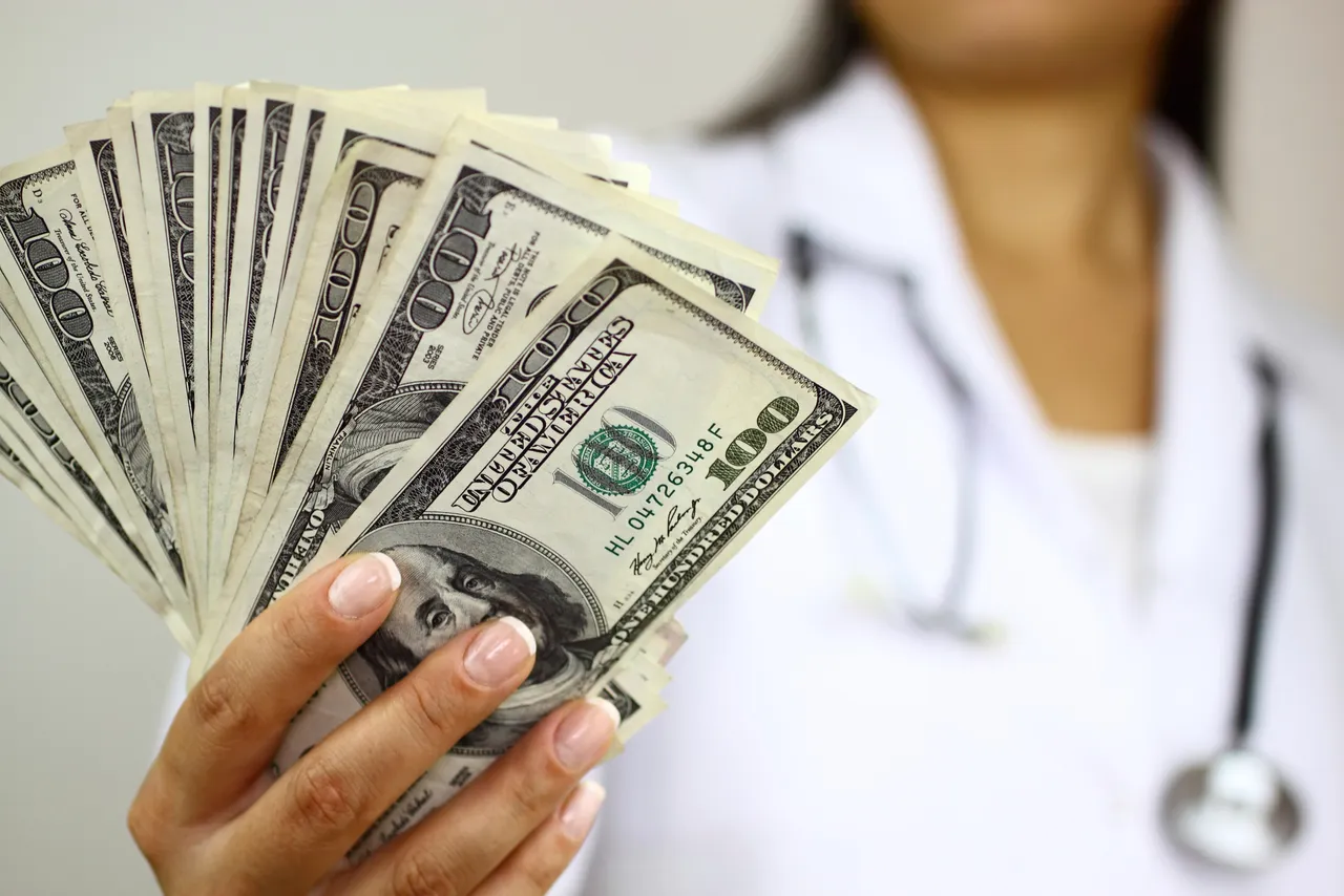 healthcare-money.jpg