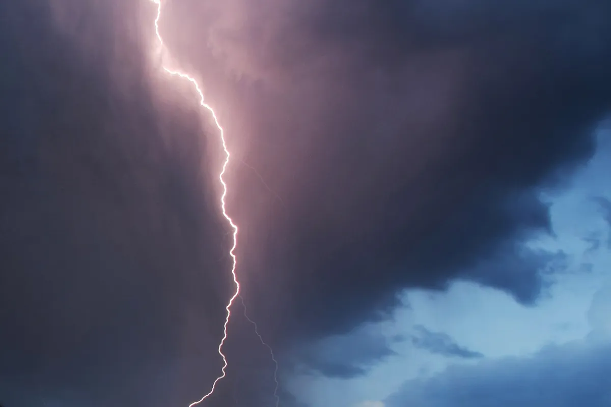 Lightnings_005_t.jpg