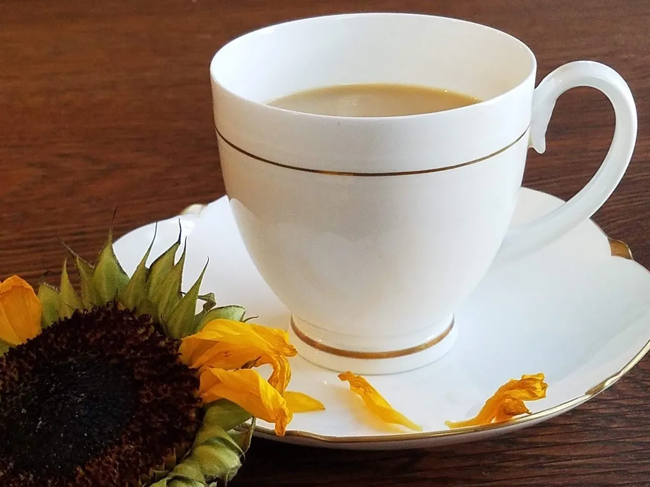 coffee_and_sunflower.jpg