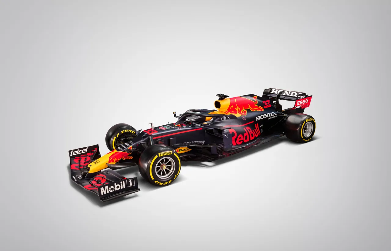 42.-La-nueva-Red-Bull.jpg