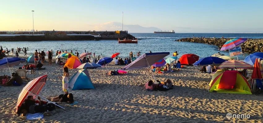 antofagasta-beach-002.jpg