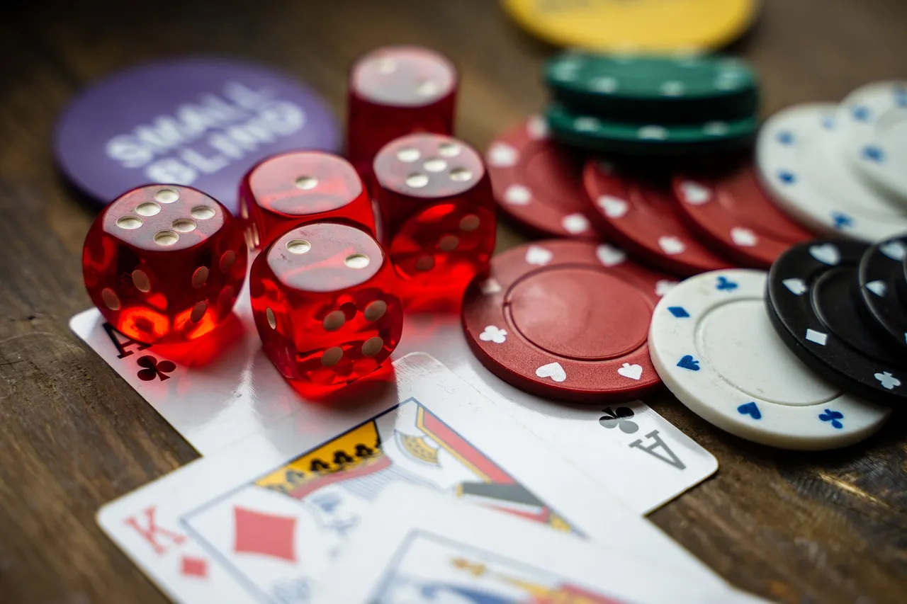 gambling-4178462_1280.jpg