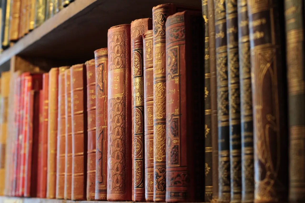 books-gb77feb7f6_1920.jpg