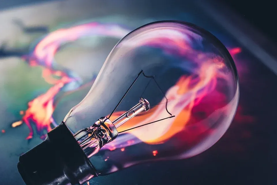 bulb-5665770_960_720.webp
