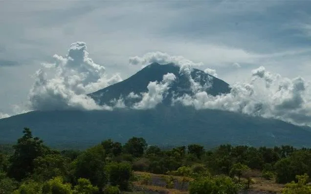 bali-volcano-636x397.jpg