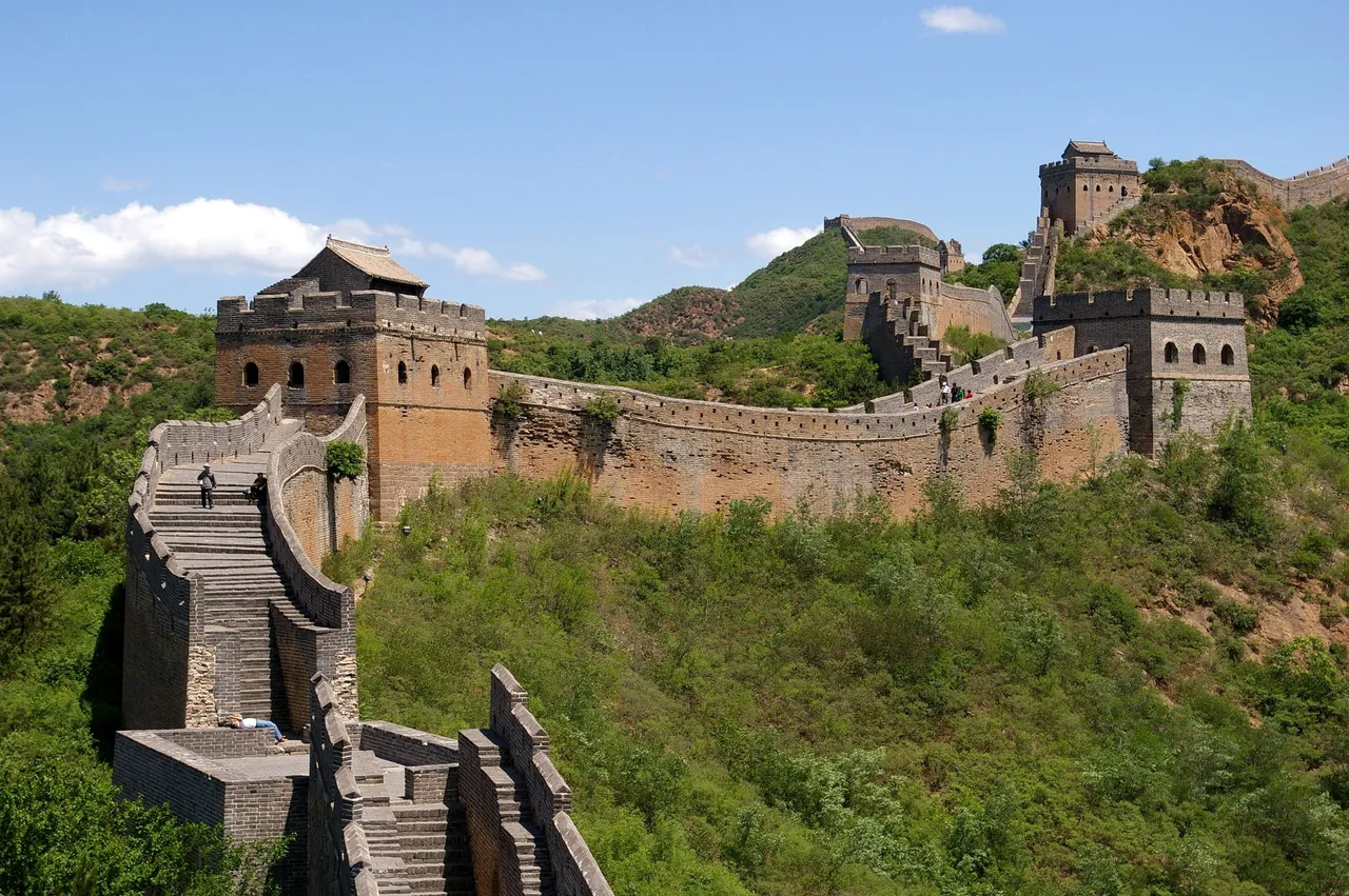 great wall china.jpg