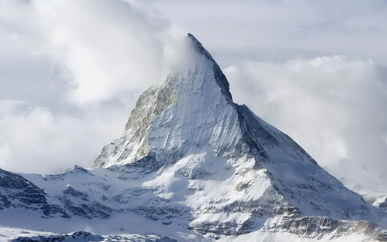 1666246-k2-wallpaper.jpg
