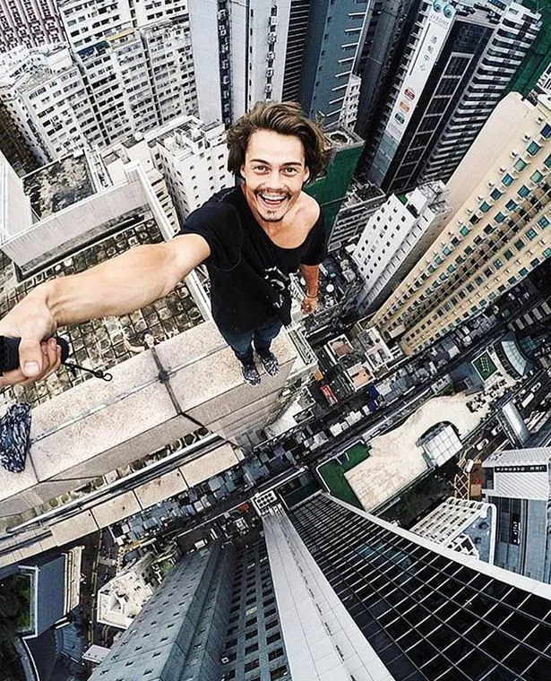 Rooftop-in-Hong-Kong.jpg