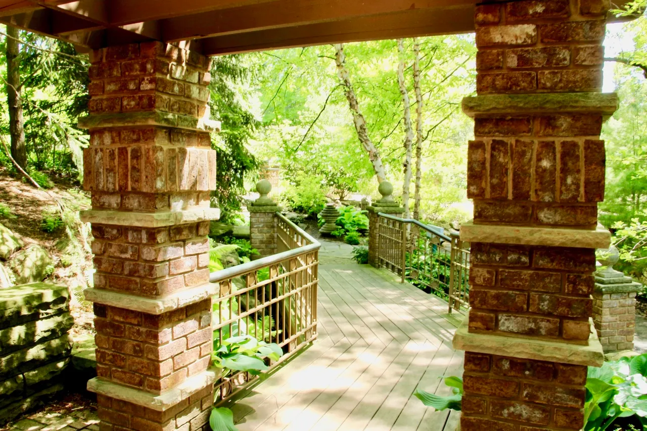 pillars-and-path 4.jpg