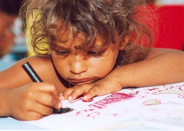 Little-girl-coloring.jpg