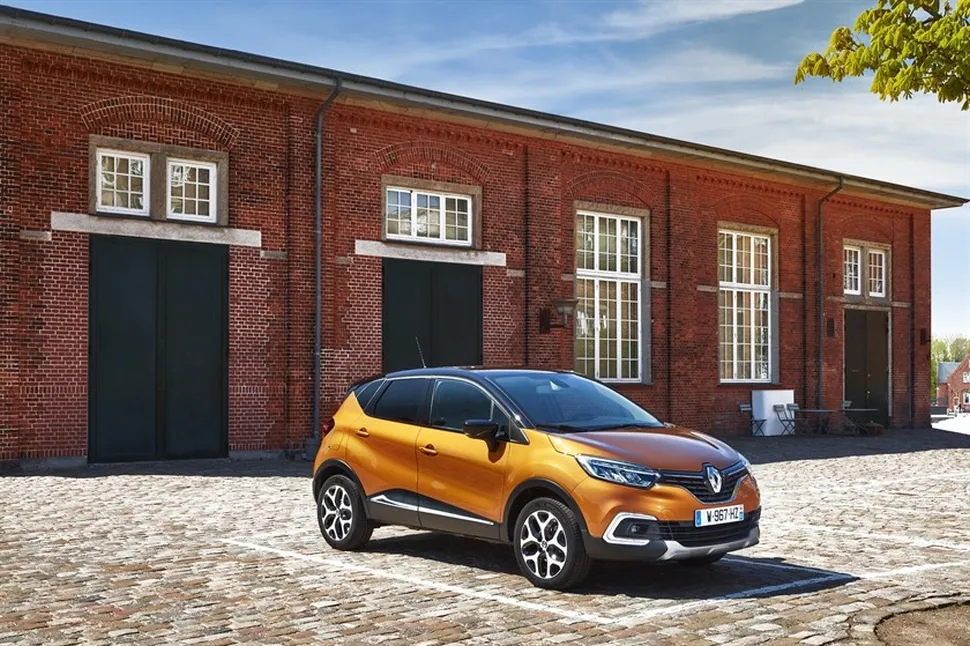 Renault - Captur.jpg