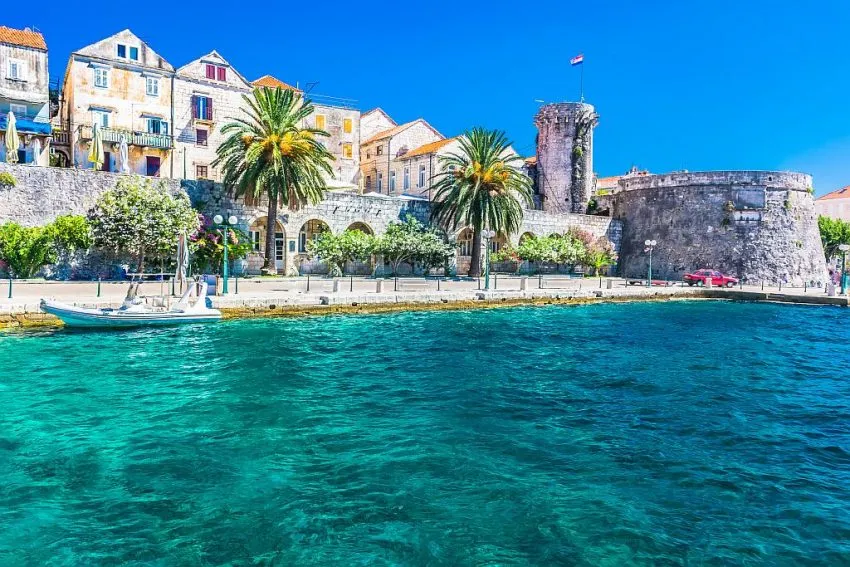 Korcula-riva-850x567.jpg