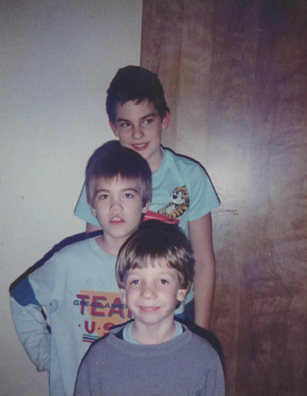 1988-12 - Nathan, Alan, Rick, at 163 Rick Hallway near his door, not sure which year.png