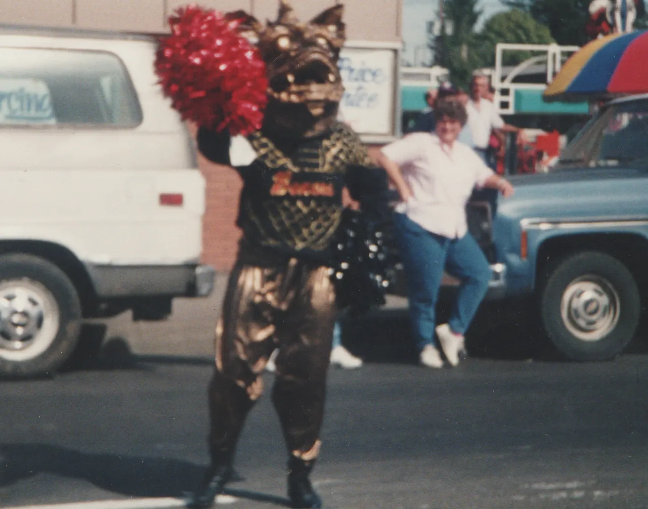 1992-09 - Fair in Forest Grove, parade, rides, Katie, Rick, Joey, Crystal, by Marilyn-07.png