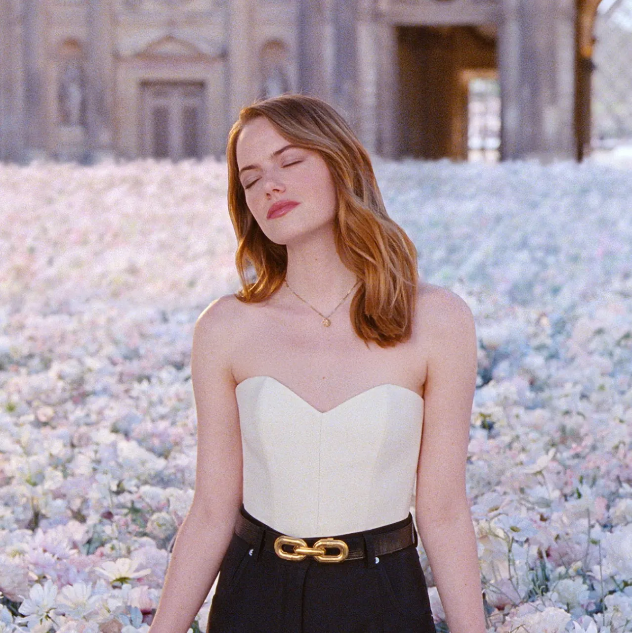 382029b324537ae2362b9b0feefe394a2a-13-emma-stone-lv-lede.2x.rsquare.w1200.jpg