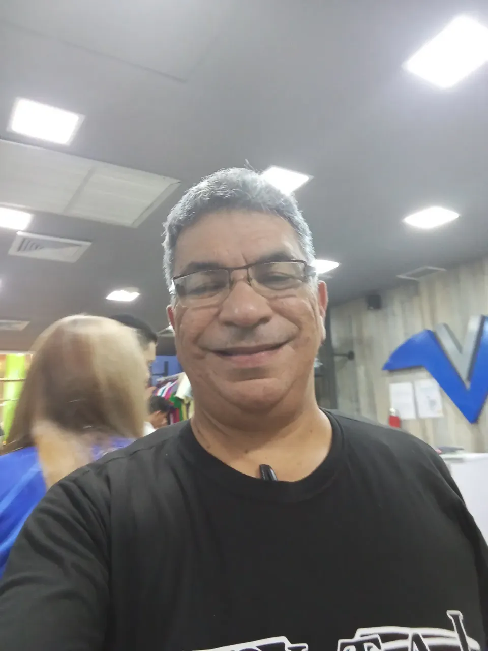 nclzklsSW2PnhLDX_1000344543.webp