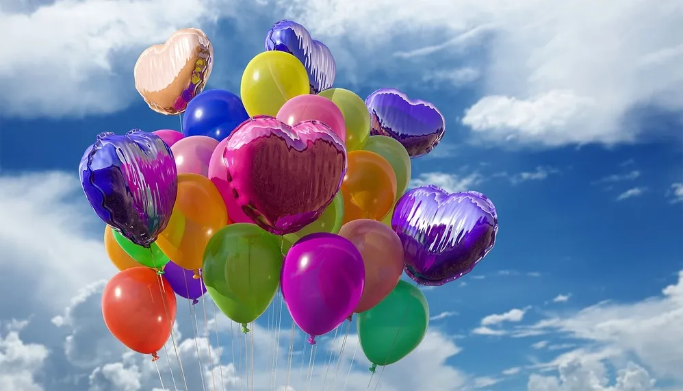 large-balloons-1786430_1280.jpg