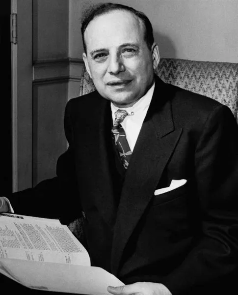 Benjamin-Graham-fundamental.jpg