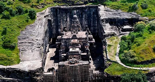 Bhagwan_Shiv_Kailash_Temple.jpg