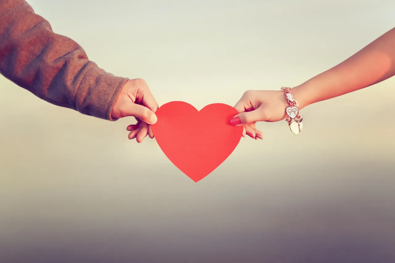 happy-healthy-relationship.webp