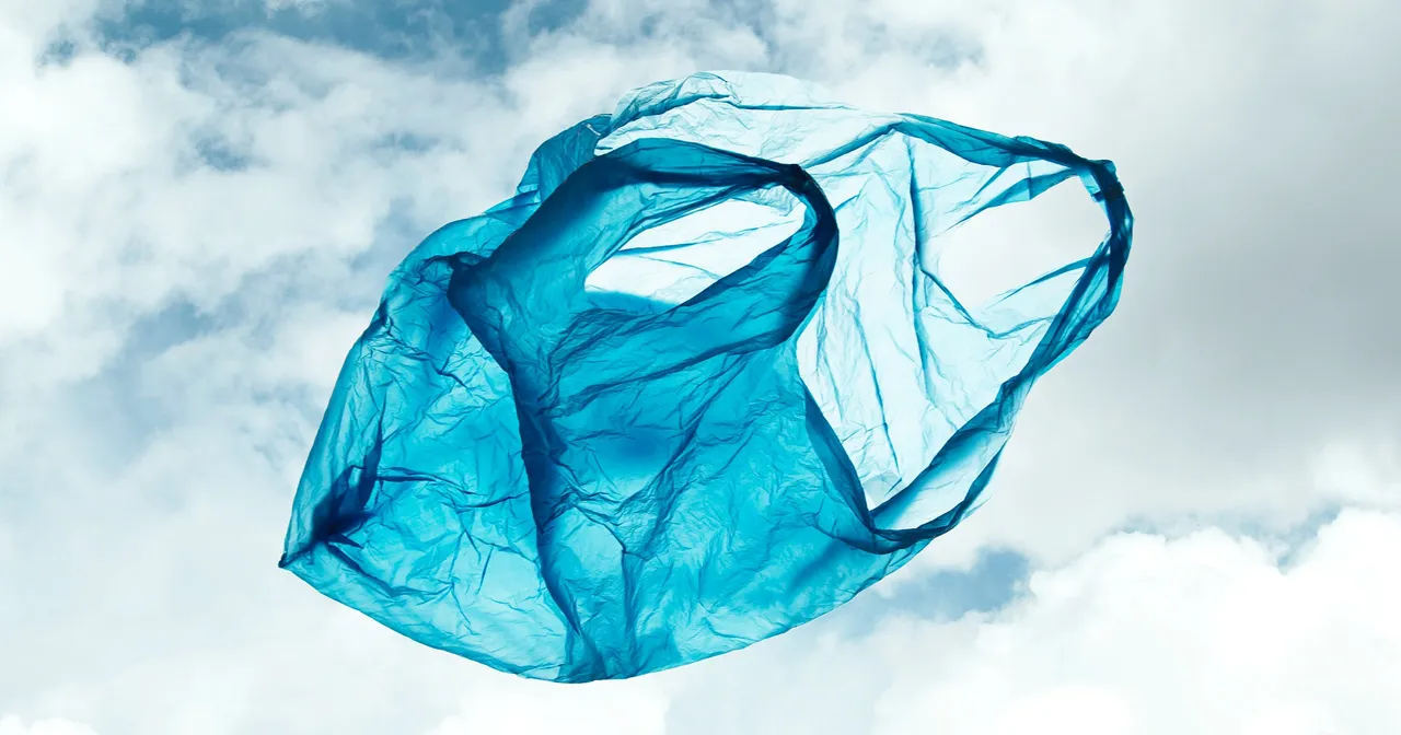 plastic-bag-sb10063890a-001.jpg