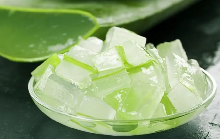 beneficios-de-congelar-aloe-vera.jpg