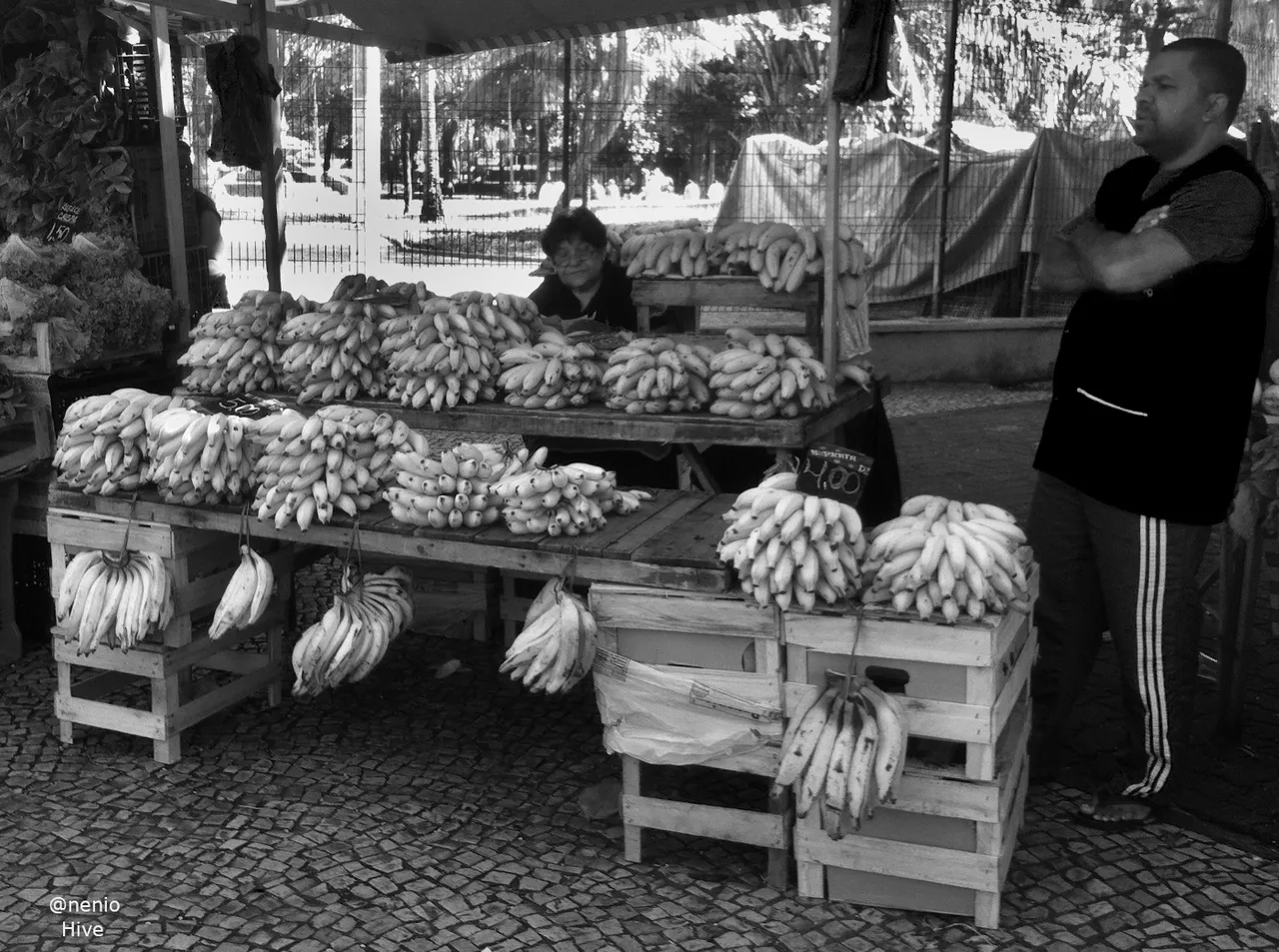 rio-janeiro-street-market-001-bw.jpg