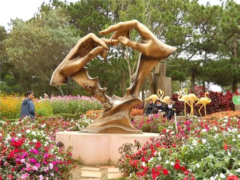 The valley of Love 2.jpg
