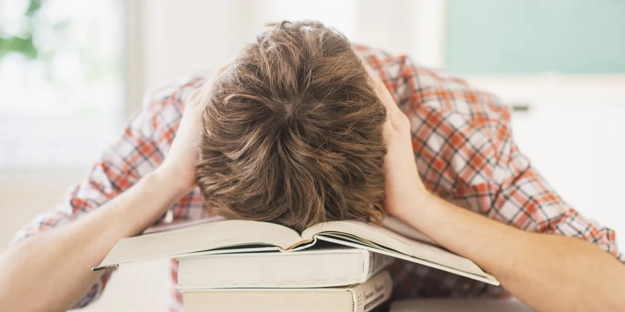 o-STUDENT-STRESSED-OUT-facebook.jpg