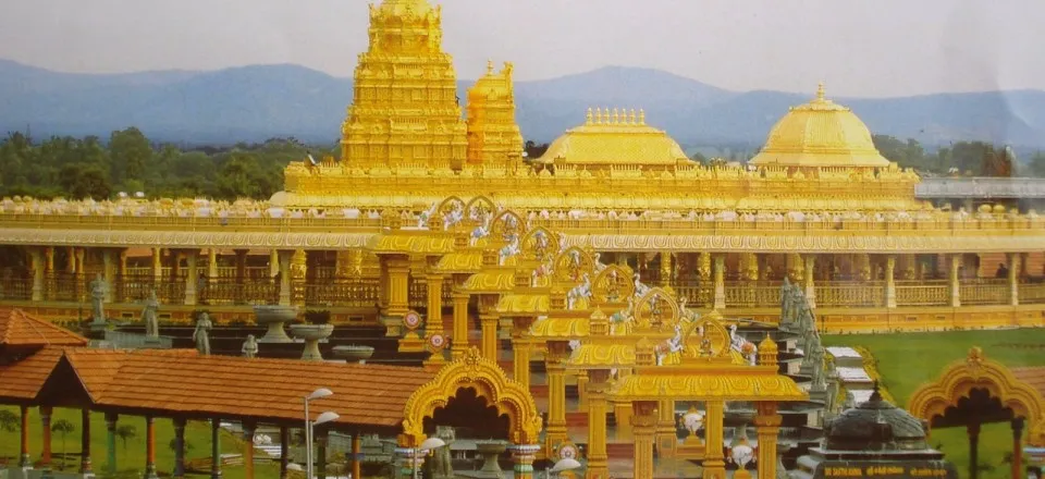 sripuram-golden-temple-fullview.jpg