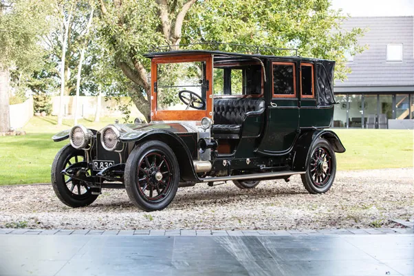 Rolls-Royce 40/50HP Silver Ghost Open Drive Landaulette, 1909. Image from Bonhams.