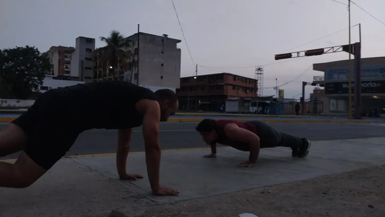 KLZ7yrYDpUuHsfLe_20250305_064137.webp