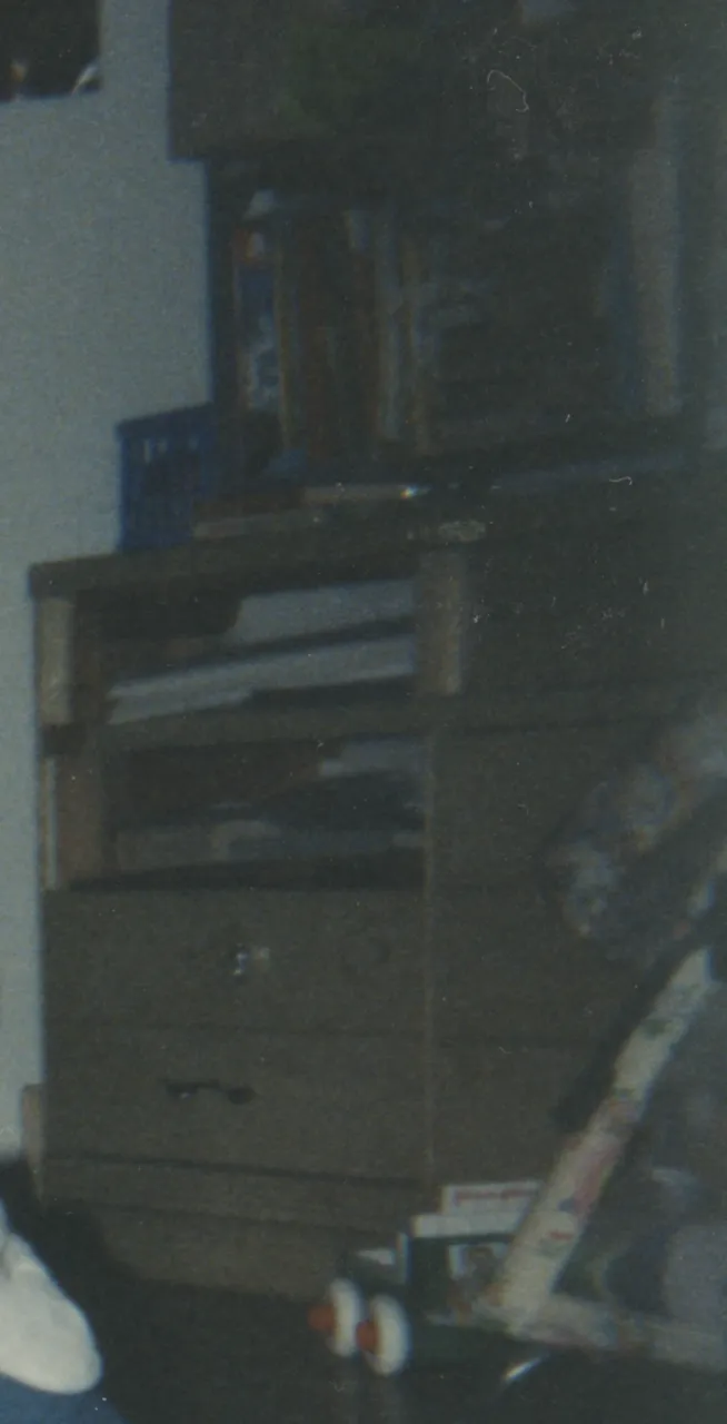 1992-12 Don 4kids SNES Dresser.png