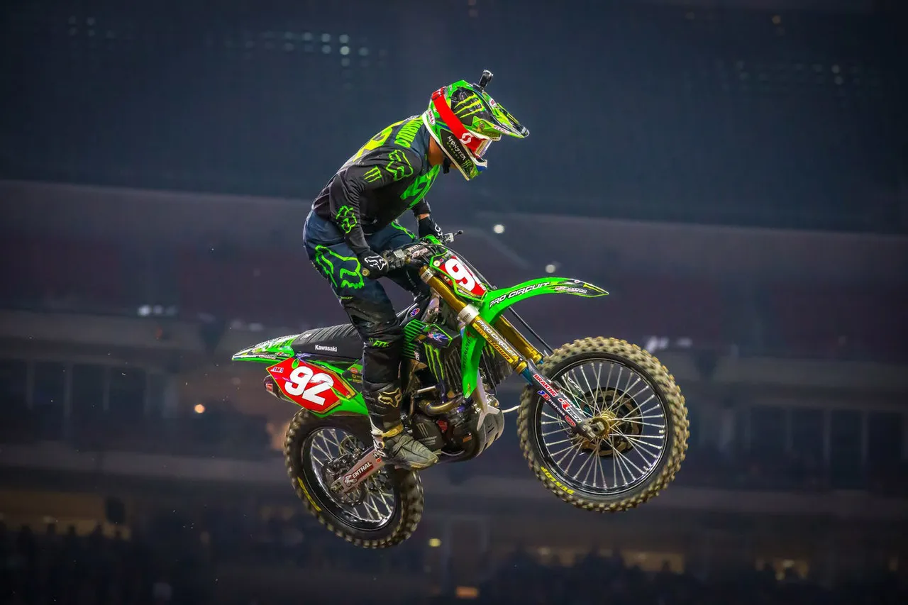 182003_cianciarulo_rs_sx19_houston_044.jpg