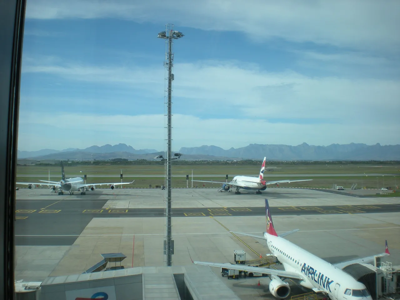 airport capetown.JPG