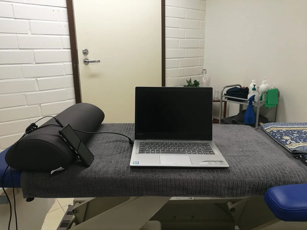 massagetable.jpg