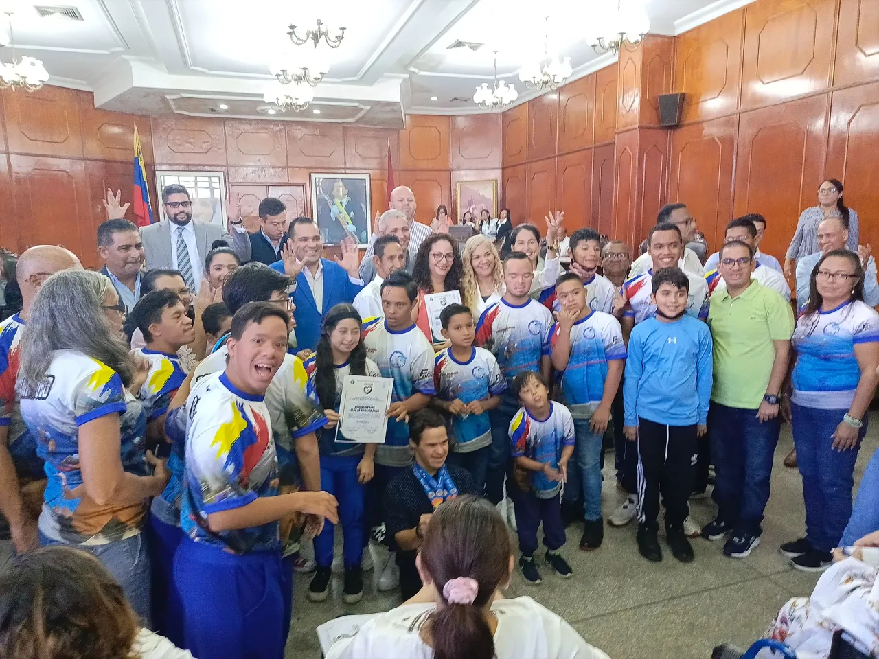 Club de Natación Piyos, jóvenes que destacan por sus ganas de superacion, reciben Reconocimiento por su Voluntad Inquebrantable que luchan por alcanzar sus sueños