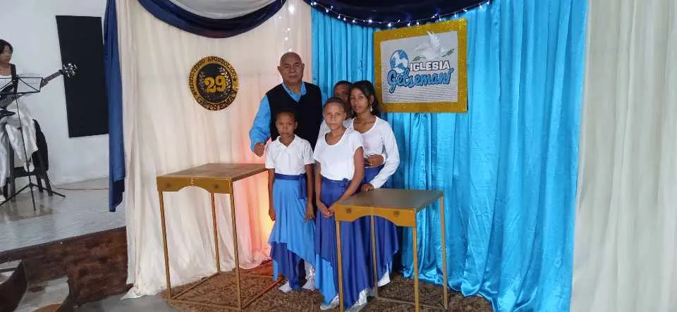 decoracion con las danzarinas 9.jpg