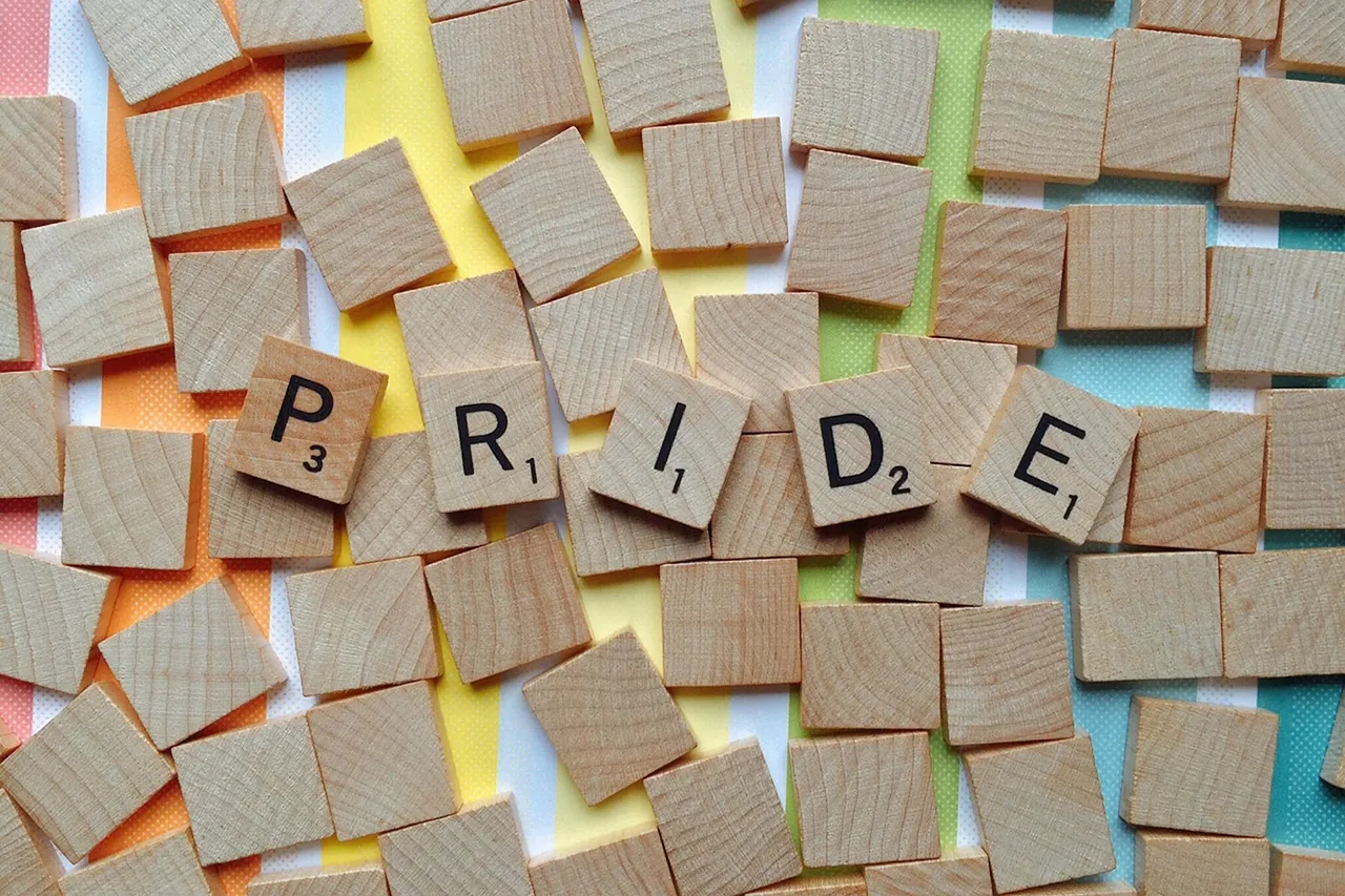 pride-2495945_1920.jpg