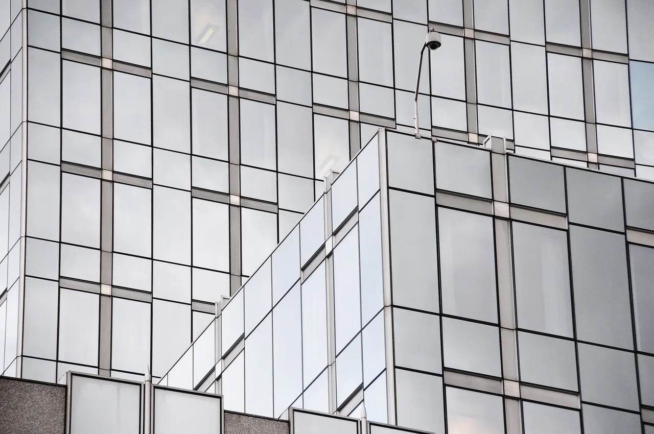 building-3285254_1920.jpg